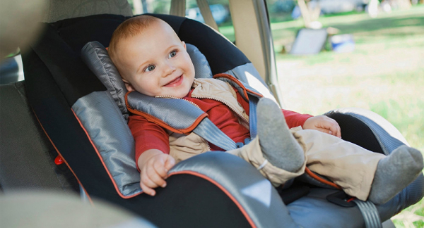 Как правильно перевозить малышей в машине